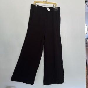 Black high waste wide leg pant